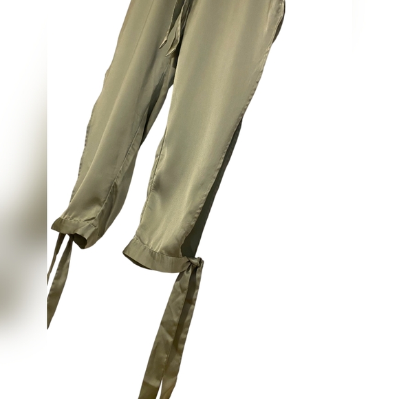 SHEIN Sage Green Satin Knotted Side Belted Pants - Size XL 🌿 - Picture 5 of 12